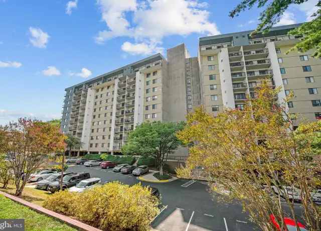Property at 3800 Powell Ln #830, Falls Church, VA, 22041, 2 beds, 2 baths, [object Object]