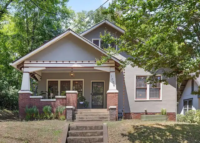 Property at 1029 E 5th St, Chattanooga, TN, 37403, 3 beds, 1.5 baths, [object Object]
