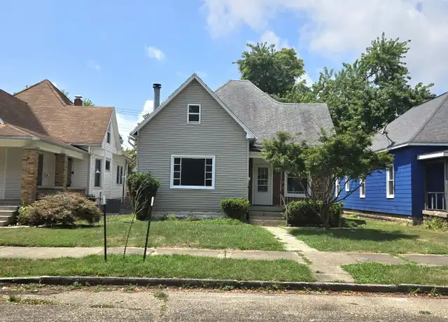 Property at 435 S 18th St, Terre Haute, IN, 47803, 3 beds, 1 bath, [object Object]
