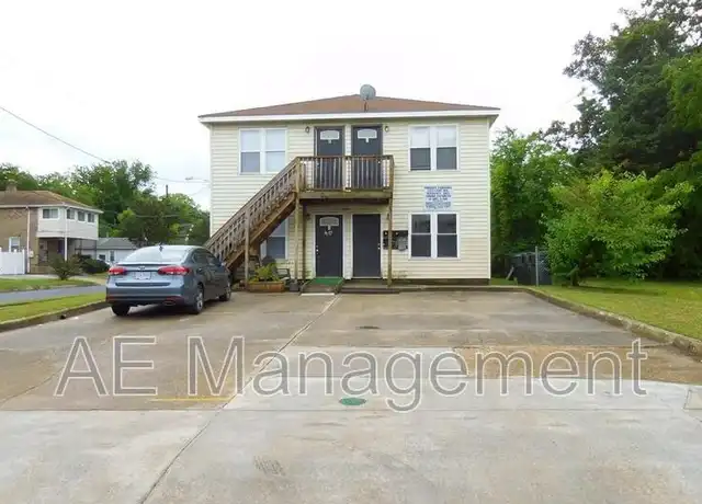 Property at 1323 Cary Ave Unit 4, Norfolk, VA, 23504, 2 beds, 1 bath, [object Object]