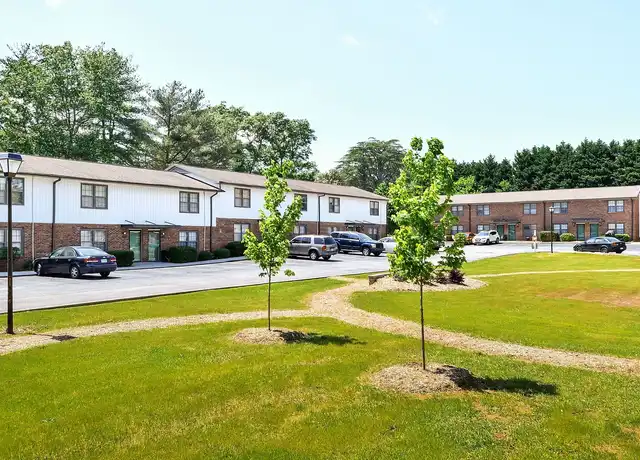 Property at Fairmeadow Townhomes - 15 Best Dr, Greenville, SC, 29611, 1 bed, 1.5 baths, [object Object]