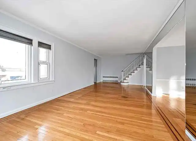 Property at 18628 Midland Pkwy, Jamaica, NY, 11432, 5 beds, 3 baths, [object Object]