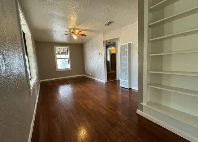 Property at 503 S Sycamore Ave, Roswell, NM, 88203, 2 beds, 2 baths, [object Object]