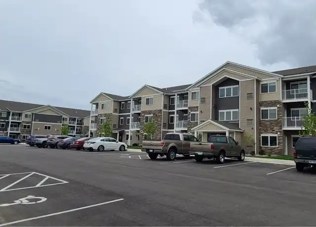 Property at 1375 Montreal St SE Unit 304, Hutchinson, MN, 55350, 1 bed, 1 bath, [object Object]