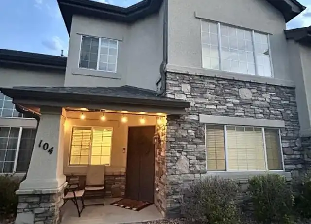 Property at 1395 S Chambers Rd, Aurora, CO, 80017, 2 beds, 3 baths, [object Object]
