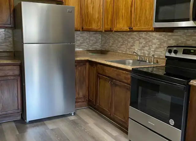 Property at 716 SW 9th St Unit 3, Dania Beach, FL, 33004, 2 beds, 1 bath, [object Object]
