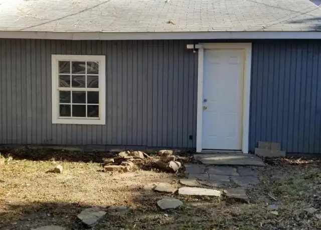Property at 1814 N G St, Fort Smith, AR, 72901, 1 bed, 1 bath, [object Object]