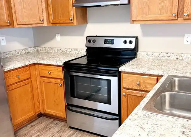 Property at 2900 Watauga Rd Unit 505, Johnson City, TN, 37601, 2 beds, 1.5 baths, [object Object]