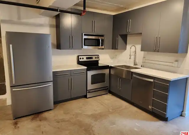 Property at 711 S Olive St Unit 204, Los Angeles, CA, 90014, 1 bed, 1 bath, [object Object]