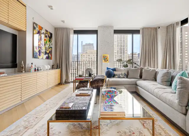 Property at 16 W 40th St Unit 27B, New York, NY, 10018, 2 beds, 2.5 baths, [object Object]