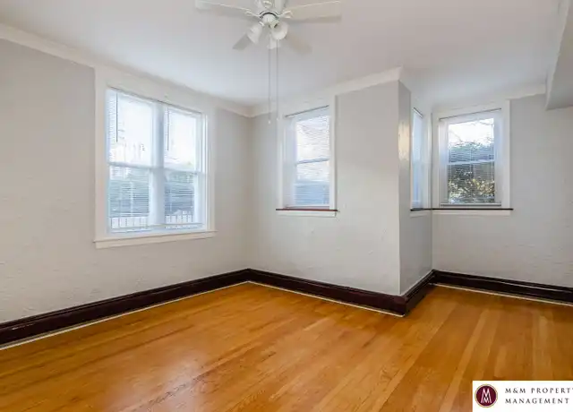 Property at 921 Lake St Unit 921-GN (A1), Oak Park, IL, 60301, 1 bed, 1 bath, [object Object]