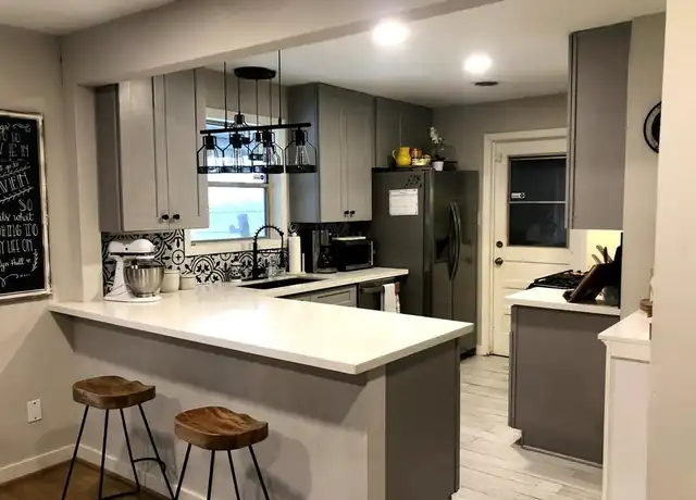 Property at 7151 Neff St, Houston, TX, 77074, 3 beds, 1.5 baths, [object Object]