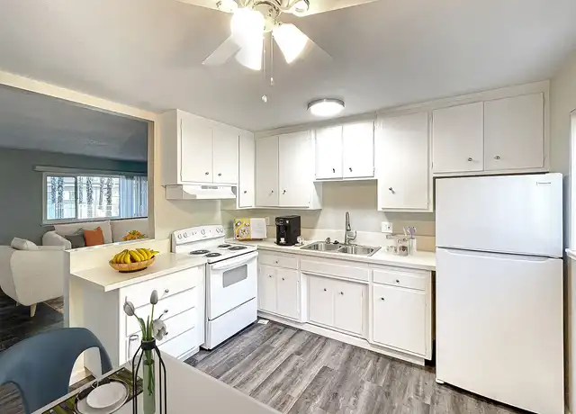 Property at El Camino - Brentwood Apartments - 2831 El Camino Ave, Sacramento, CA, 95821, 2 beds, 1 bath, [object Object]