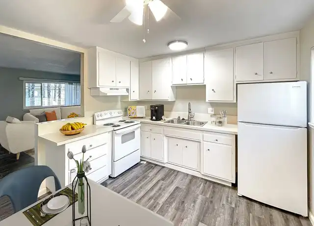 Property at El Camino - Brentwood Apartments - 2831 El Camino Ave, Sacramento, CA, 95821, 1 bed, 1 bath, [object Object]