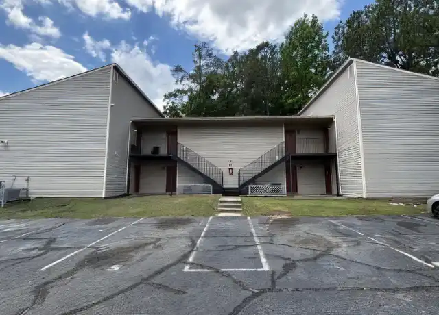 Property at 6376 Applecross Ave #6, Fayetteville, NC, 28304, 1 bed, 1 bath, [object Object]
