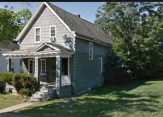Property at 246 Carl St, Buffalo, NY, 14215, 3 beds, 1 bath, [object Object]
