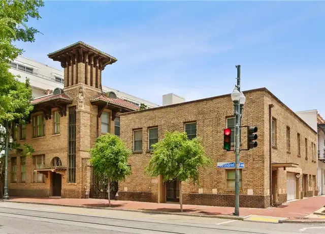 Property at 856 Carondelet St #2, New Orleans, LA, 70130, 2 beds, 2.5 baths, [object Object]