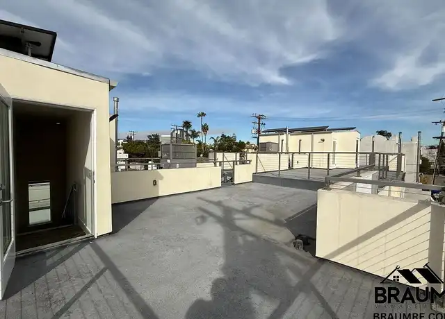 Property at 1541 Franklin St, Santa Monica, CA, 90404, 4 beds, 3 baths, [object Object]