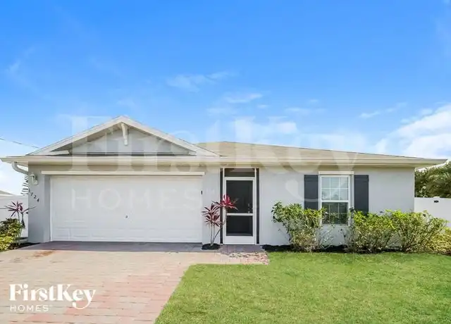 Property at 1724 NE 34th St, Cape Coral, FL, 33909, 4 beds, 2 baths, [object Object]