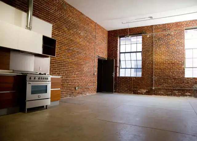 Property at 2121 E 7th Pl Unit 2121 B110, Los Angeles, CA, 90021, 1 bed, 1 bath, [object Object]