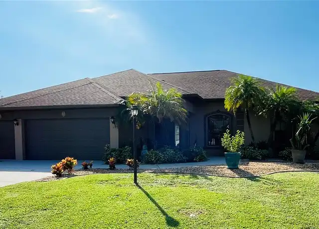 Property at 19 Medalist Way, Rotonda West, FL, 33947, 3 beds, 3 baths, [object Object]