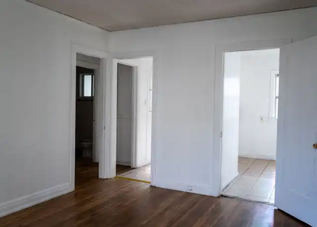 Property at 1720 W Gage Ave Unit 1720, Los Angeles, CA, 90047, 1 bed, 1 bath, [object Object]
