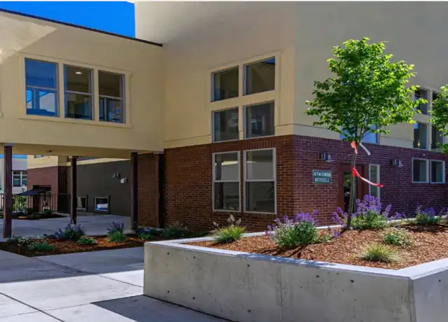 Property at 474 Russell St Unit 474-202, Ashland, OR, 97520, 2 beds, 1 bath, [object Object]