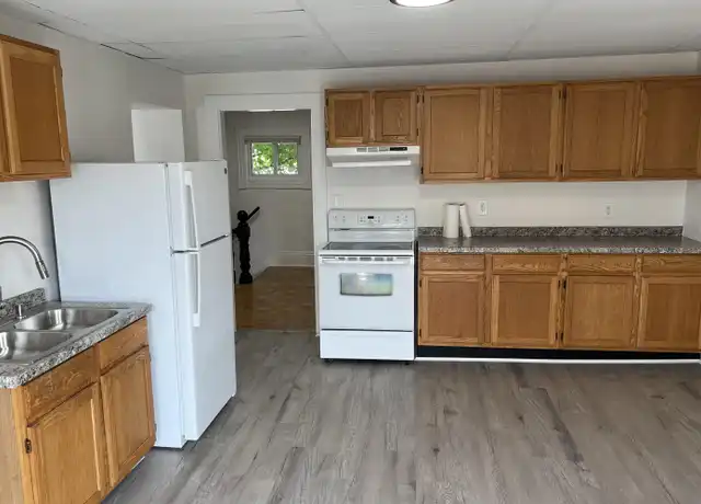 Property at 71 Pleasant St Unit 1, Waterville, ME, 04901, 1 bed, 1 bath, [object Object]