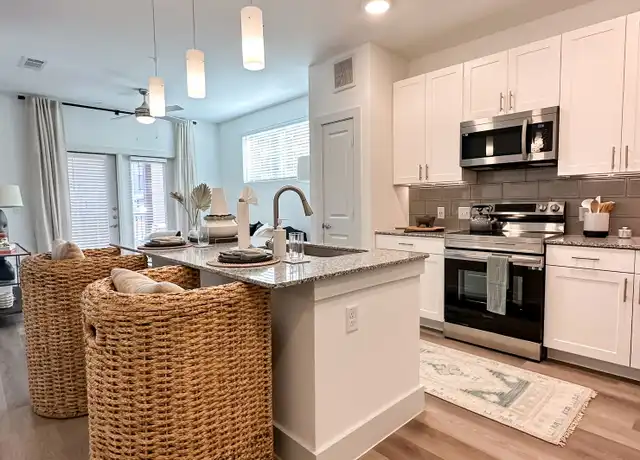 Property at 480 Commons Dr Unit 1315, Burleson, TX, 76028, 1 bed, 1 bath, [object Object]