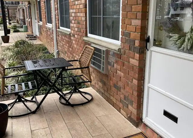 Property at 104 Jervis Ave Unit 170, Farmingdale, NY, 11735, 1 bed, 1 bath, [object Object]