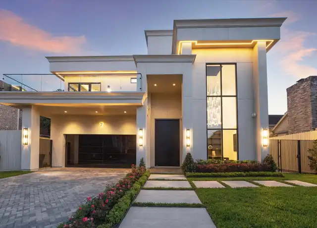 Property at 7 Lana Ln, Houston, TX, 77027, 4 beds, 4.5 baths, [object Object]