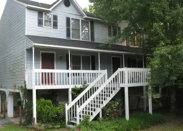 Property at 1820 Stadium Rd, Charlottesville, VA, 22903, 2 beds, 2.5 baths, [object Object]