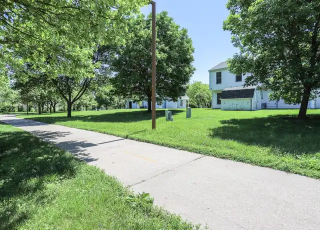 Property at 1830 Whittier St, Lincoln, NE, 68503, 3 beds, 2 baths, [object Object]