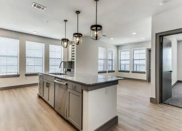 Property at 4321 S Congress Ave, Austin, TX, 78745, 2 beds, 2 baths, [object Object]