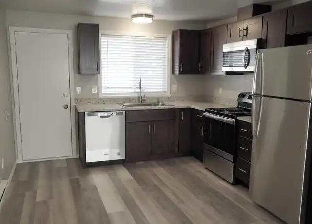 Property at 11025 16th Ave SW Unit 202, Seattle, WA, 98146, 2 beds, 1 bath, [object Object]