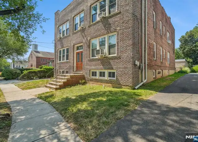 Property at 60-62 Elmwood Ave Unit 1L, Montclair, NJ, 07042, 2 beds, 1 bath, [object Object]