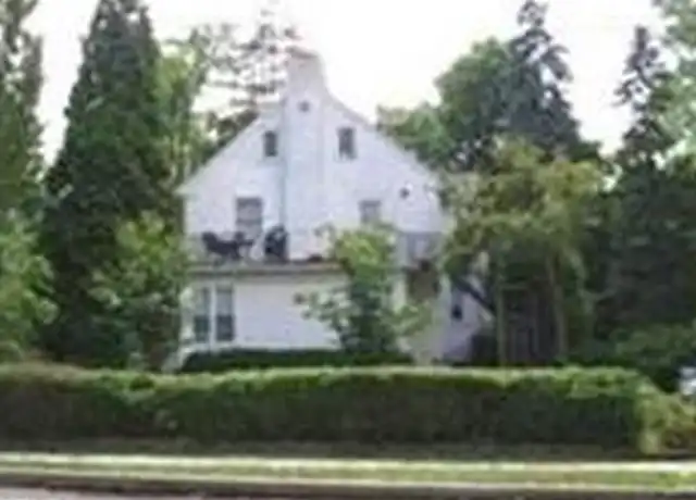Property at 100 S Valley Rd Unit 1A, Paoli, PA, 19301, 1 bed, 1 bath, [object Object]