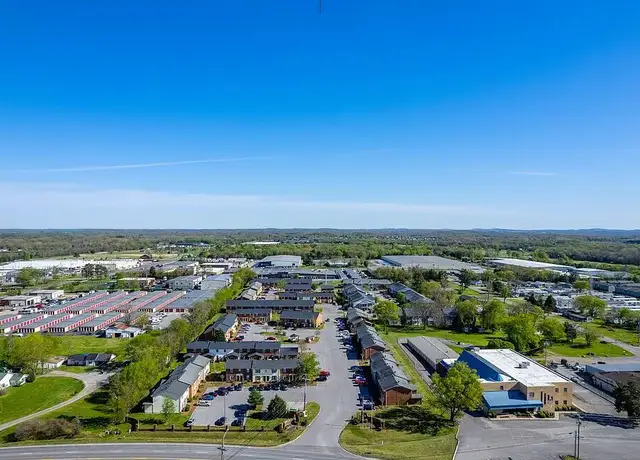 Photo of 351 E Sam Ridley Pkwy, Smyrna, TN 37167