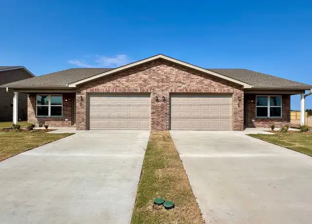 Property at 625 NW 68th Ave, Bentonville, AR, 72713, 3 beds, 2 baths, [object Object]