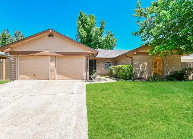 Property at 3612 Banner Ave, Edmond, OK, 73013, 3 beds, 2 baths, [object Object]