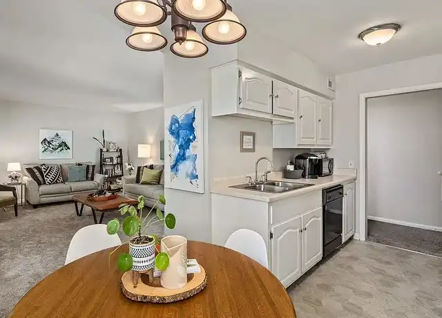 Property at 12 South Magnolia - 3401 Granny White Pike, Nashville, TN, 37204, 2 beds, 1 bath, [object Object]