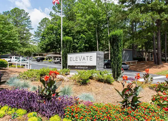 Photo of 107 Skyridge Dr, Woodstock, GA 30188