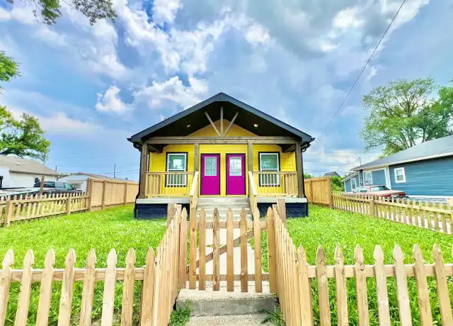 Property at 2041 Adams St Unit 2043, Indianapolis, IN, 46218, 1 bed, 1 bath, [object Object]
