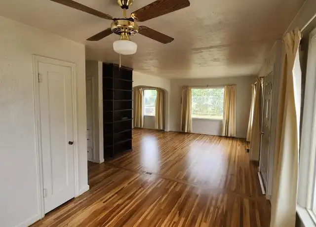 Property at 745 NW Charlotte St, Pullman, WA, 99163, 2 beds, 1 bath, [object Object]