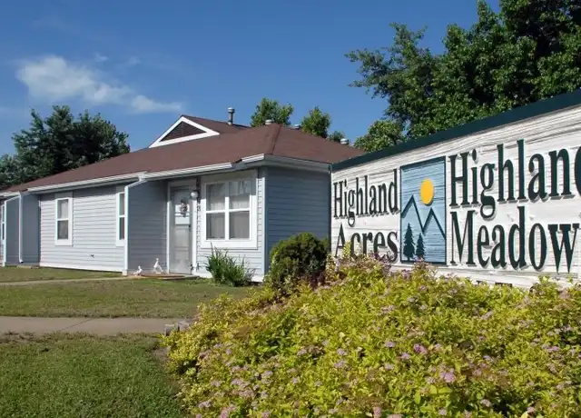 Property at 2440 Clinton St Unit 101, Carthage, MO, 64836, 1 bed, 1 bath, [object Object]