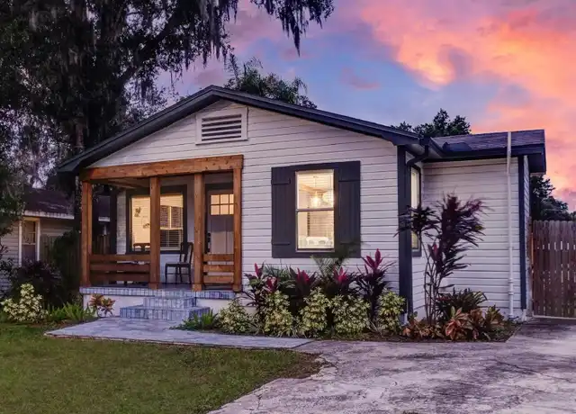 Property at 1221 E Ida St, Tampa, FL, 33603, 3 beds, 2 baths, [object Object]