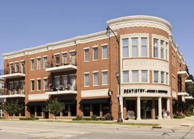 Property at 229 S Main St Unit 3D, Lombard, IL, 60148, 2 beds, 2 baths, [object Object]