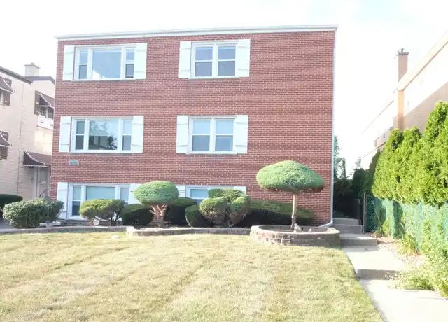 Property at 8418 W Oak Ave Unit 3, Niles, IL, 60714, 3 beds, 1.5 baths, [object Object]