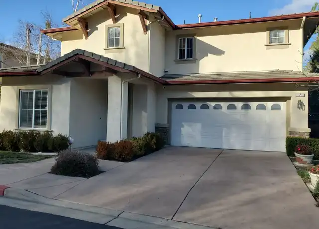 Property at 2 Lone Tree Ln, San Ramon, CA, 94583, 2 beds, 2.5 baths, [object Object]
