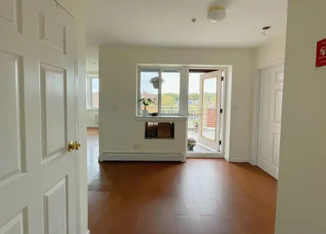 Property at 14024 31st Dr, Flushing, NY, 11354, 1 bed, 2 baths, [object Object]